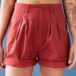 BDG Jessie Pleated Twill High-Rise Short